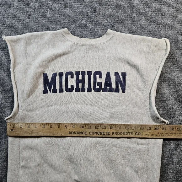Vintage Champion Reverse Weave Michigan Cut-Off Sleeveless Sweatshirt XL - Picture 6 of 10